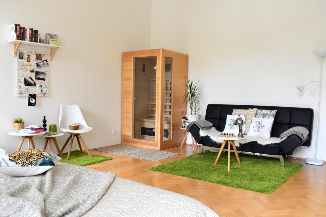 פראג Wellness Apartments Florenc מראה חיצוני תמונה