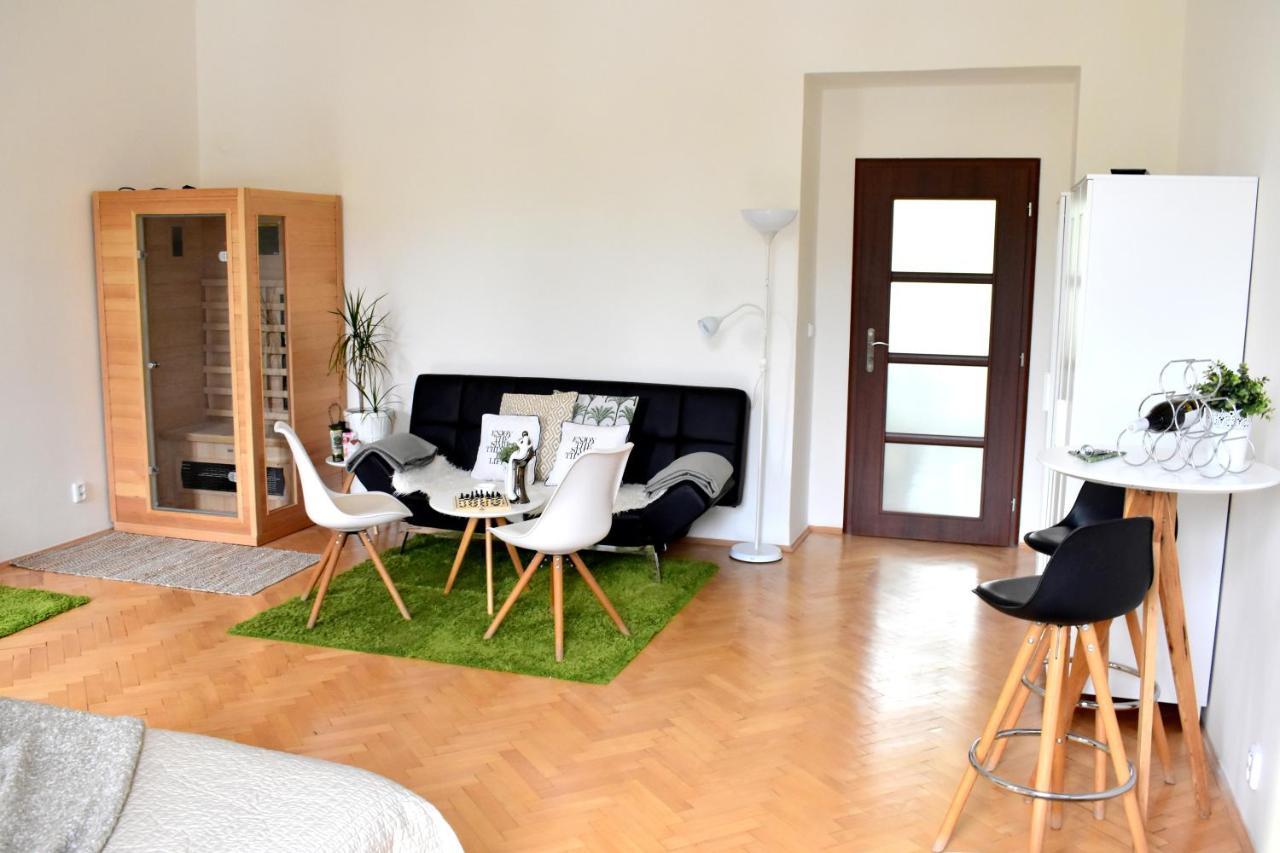 פראג Wellness Apartments Florenc מראה חיצוני תמונה