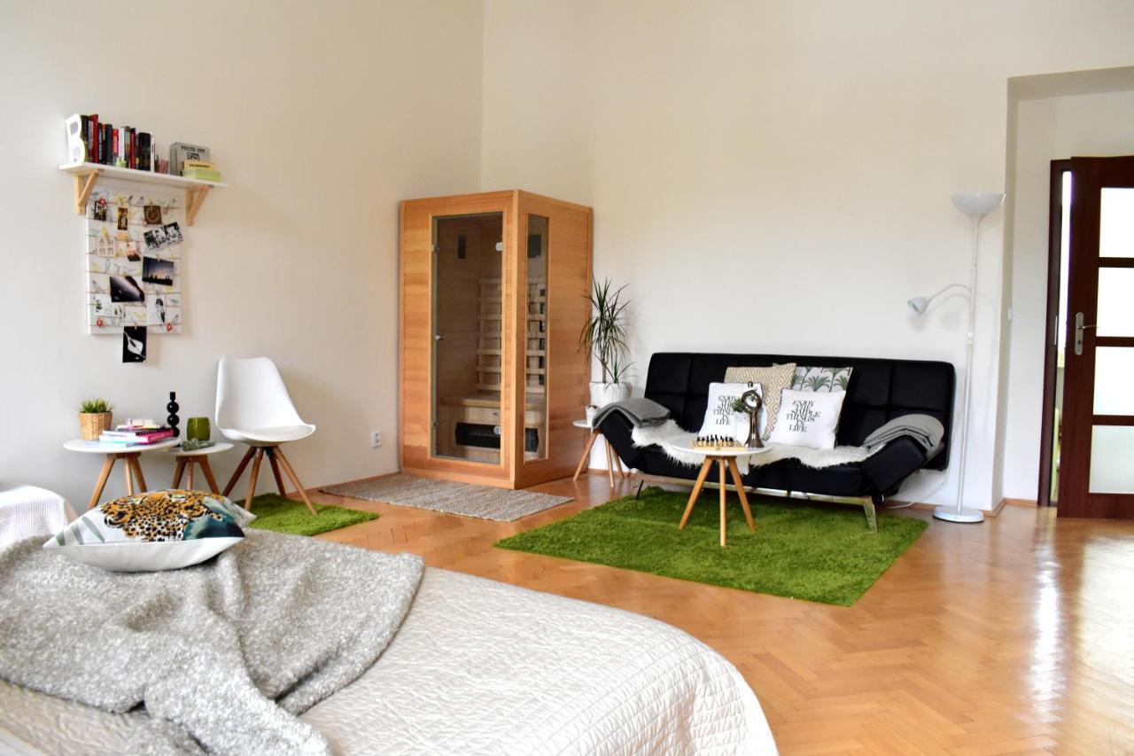 פראג Wellness Apartments Florenc מראה חיצוני תמונה