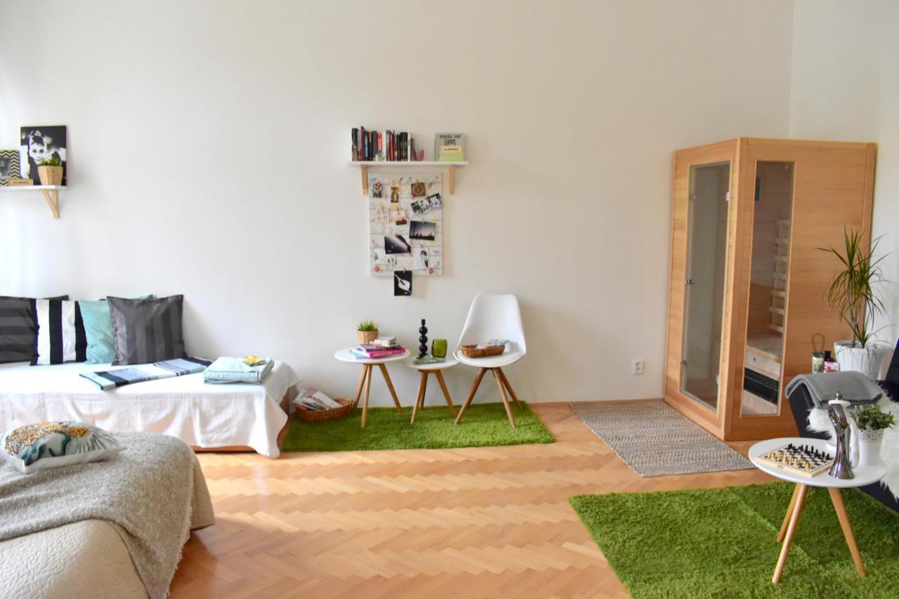פראג Wellness Apartments Florenc מראה חיצוני תמונה