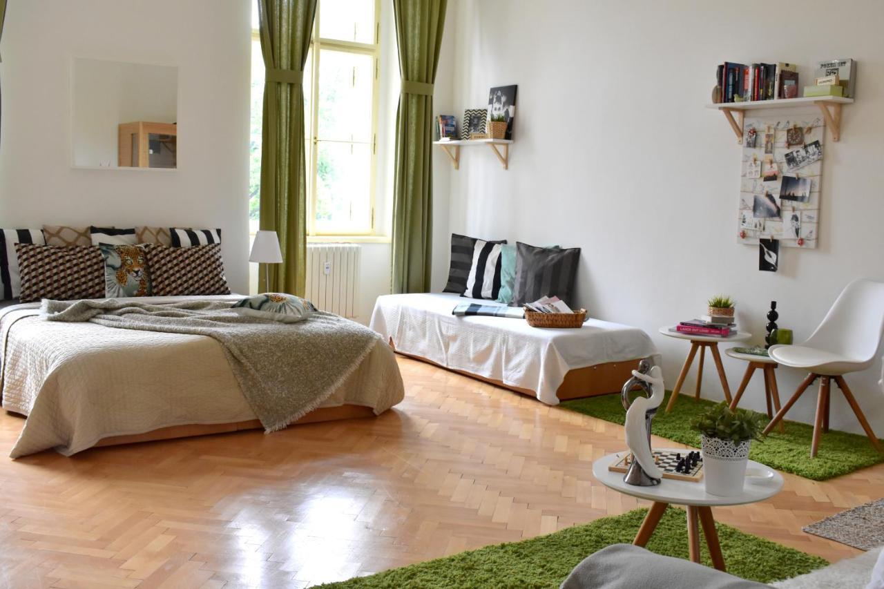 פראג Wellness Apartments Florenc מראה חיצוני תמונה