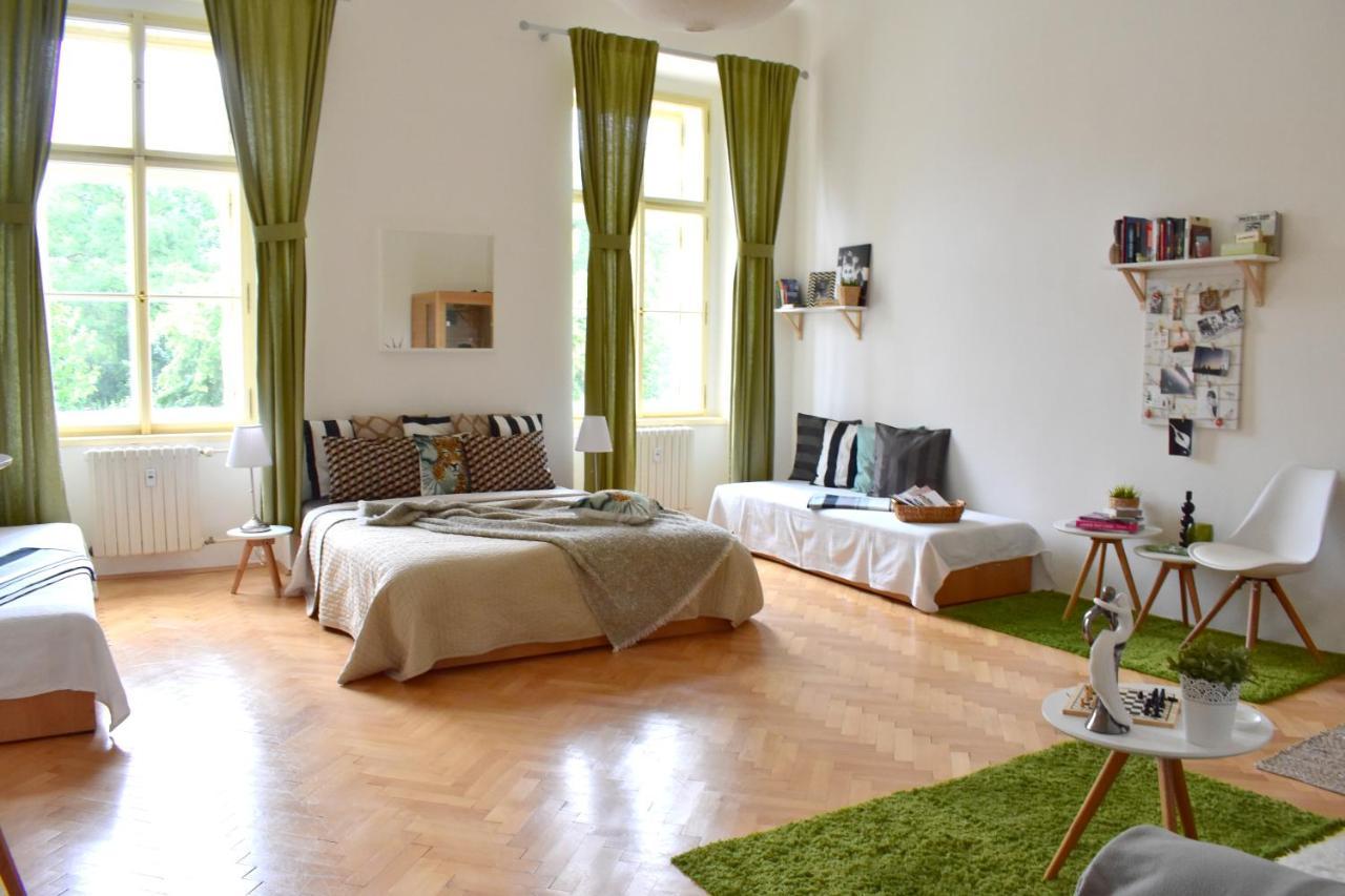 פראג Wellness Apartments Florenc מראה חיצוני תמונה